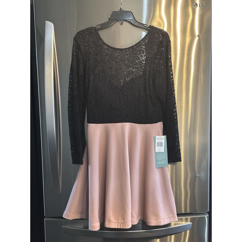 B.‎ Smart Size 13 Black Crochet Peach Pink Dress  Junior Formal Dance NWT